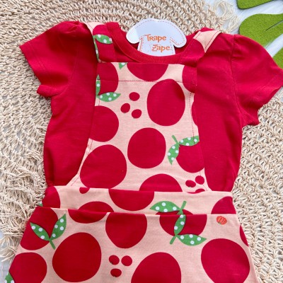 Conj. Blusa Manga Curta e Salopete Tomates - Vermelho